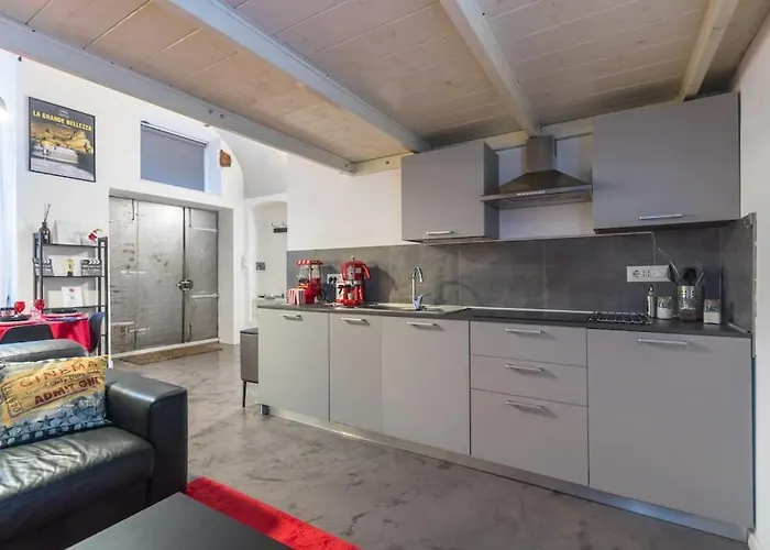 The Cinema House-center Apartment